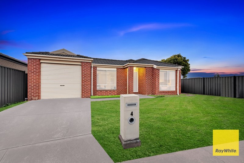 Photo - 4 Broombush Court, Truganina VIC 3029 - Image 2