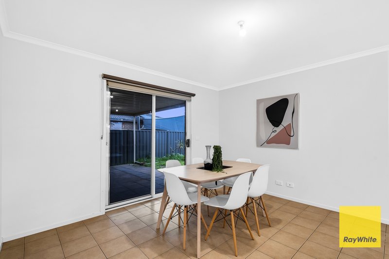 Photo - 4 Broombush Court, Truganina VIC 3029 - Image 10