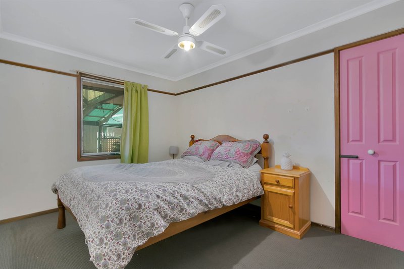 Photo - 4 Broster Crescent, Davoren Park SA 5113 - Image 8