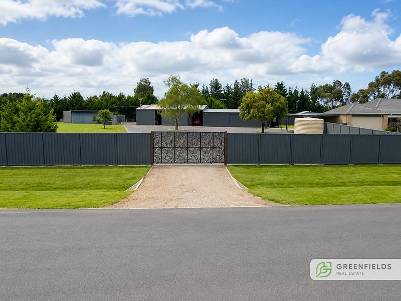 Photo - 4 Bryan Place, Bannockburn VIC 3331 - Image 2