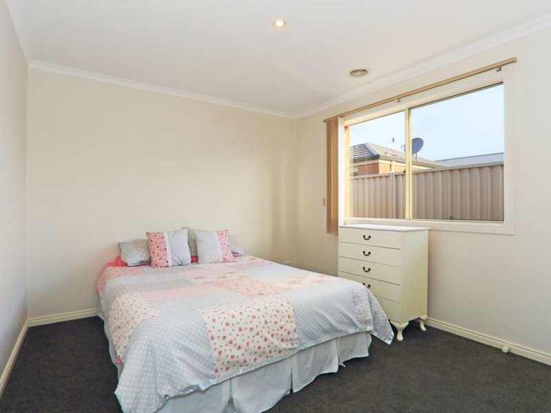 Photo - 4 Buchan Green, Pakenham VIC 3810 - Image 10