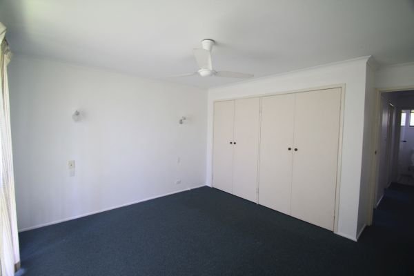 Photo - 4 Buchanan Crescent, Tewantin QLD 4565 - Image 6
