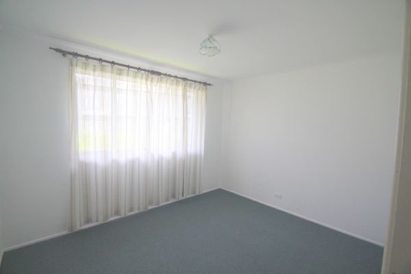 Photo - 4 Buchanan Crescent, Tewantin QLD 4565 - Image 7