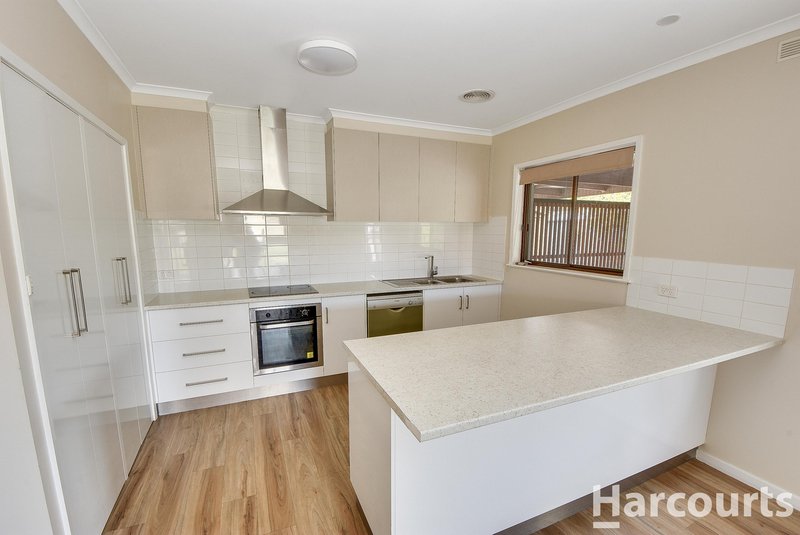 Photo - 4 Buckley Street, Horsham VIC 3400 - Image 3