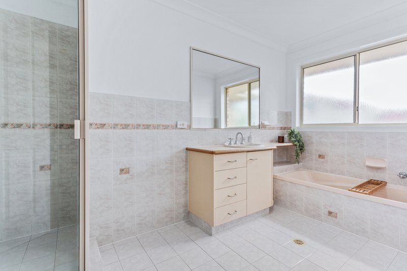 Photo - 4 Buenavista Drive, Bilambil Heights NSW 2486 - Image 11