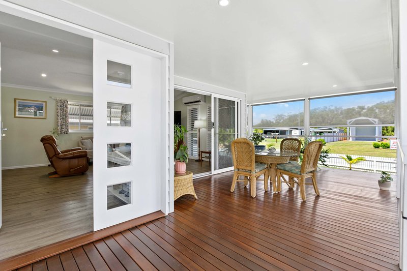 Photo - 4 Bulleen Way, Burrum Heads QLD 4659 - Image 3