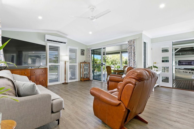 Photo - 4 Bulleen Way, Burrum Heads QLD 4659 - Image 6