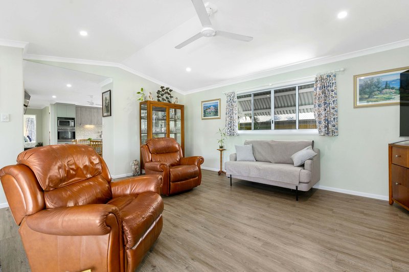 Photo - 4 Bulleen Way, Burrum Heads QLD 4659 - Image 7