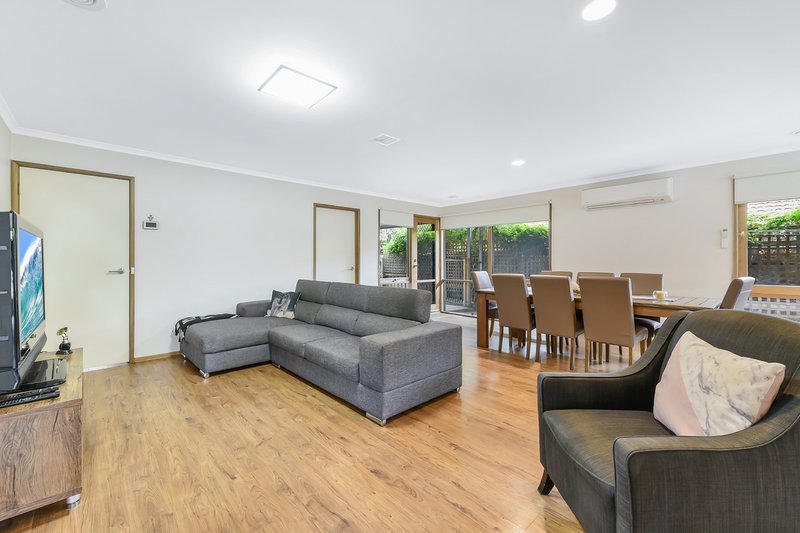 Photo - 4 Bunerong Court, Narre Warren South VIC 3805 - Image 6