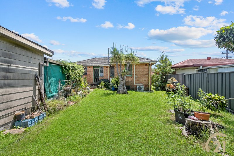 Photo - 4 Bungulla Street, Sadleir NSW 2168 - Image 3