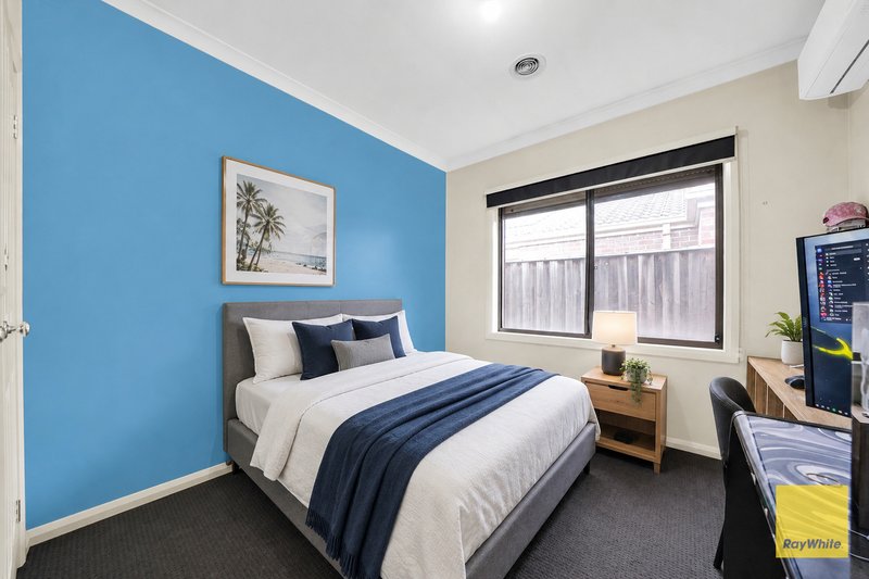 Photo - 4 Bunker Circuit, Deer Park VIC 3023 - Image 14