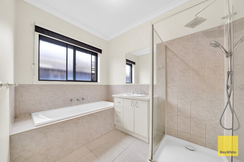Photo - 4 Bunker Circuit, Deer Park VIC 3023 - Image 15