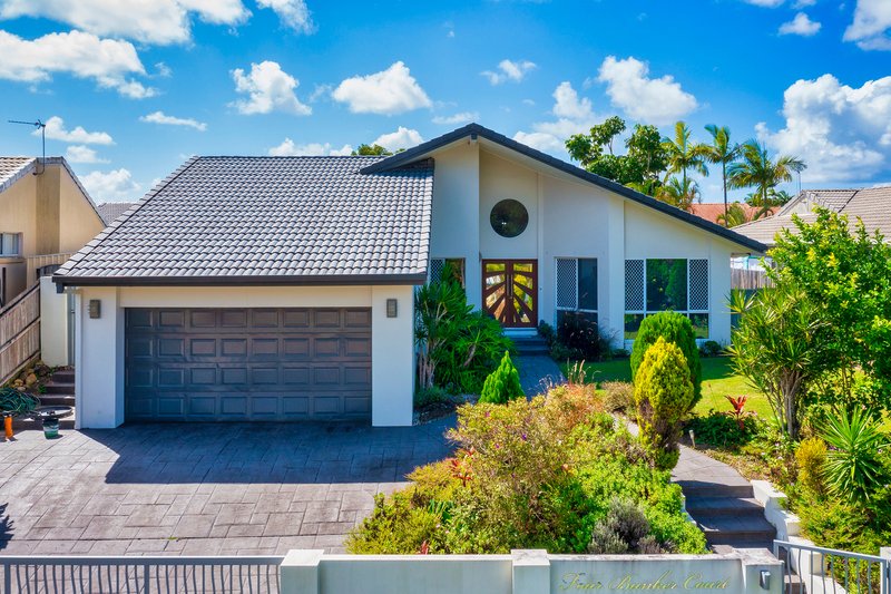 4 Bunker Court, Arundel QLD 4214