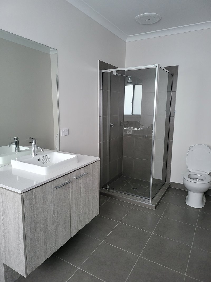 Photo - 4 Bunting Crescent, Kalkallo VIC 3064 - Image 4