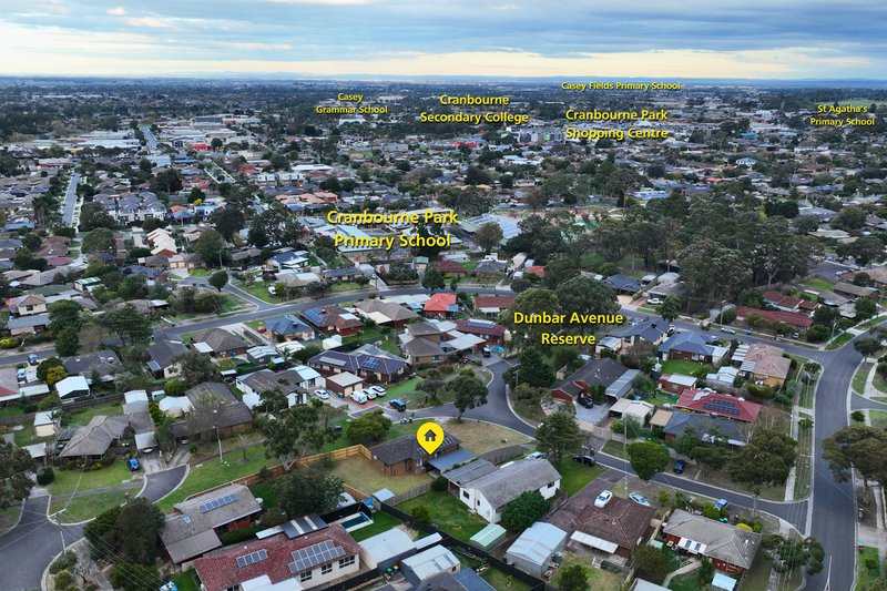Photo - 4 Bunurong Place, Cranbourne VIC 3977 - Image 2