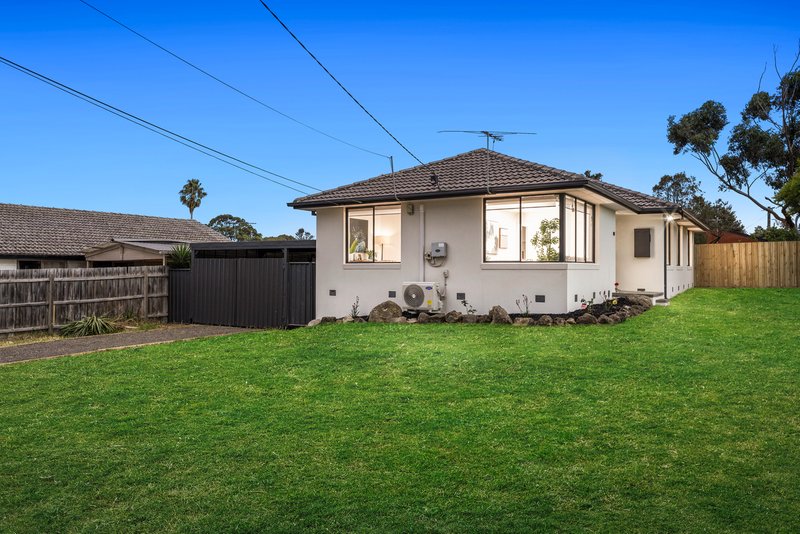 Photo - 4 Bunurong Place, Cranbourne VIC 3977 - Image 5