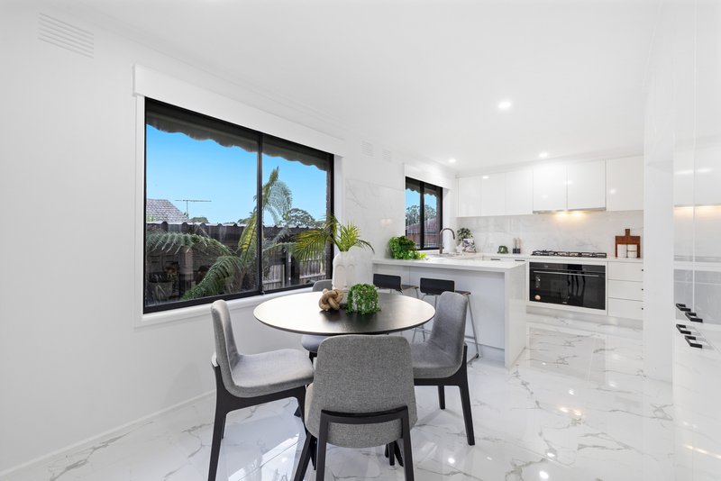Photo - 4 Bunurong Place, Cranbourne VIC 3977 - Image 12
