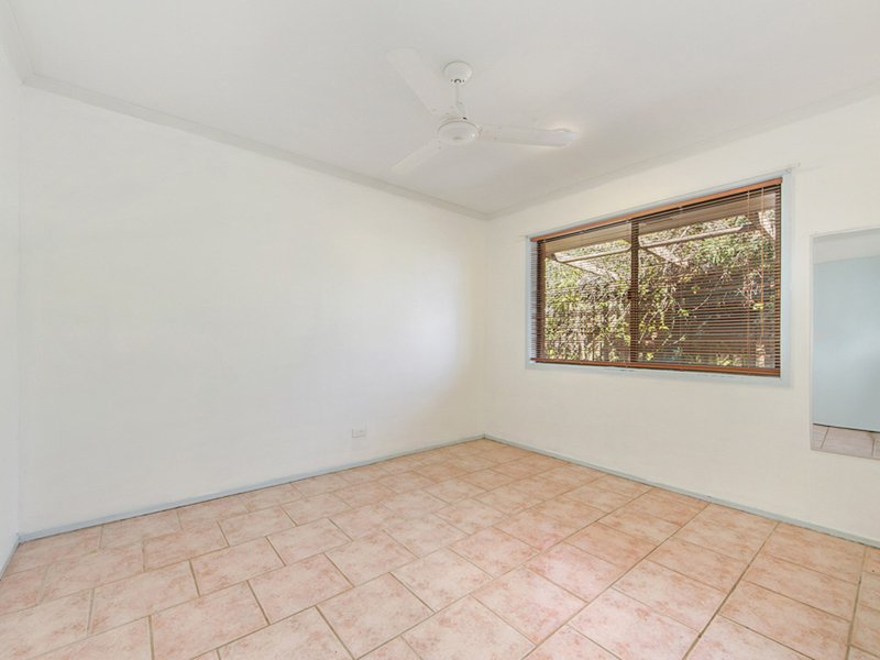 Photo - 4 Bunya Court, Helensvale QLD 4212 - Image 10