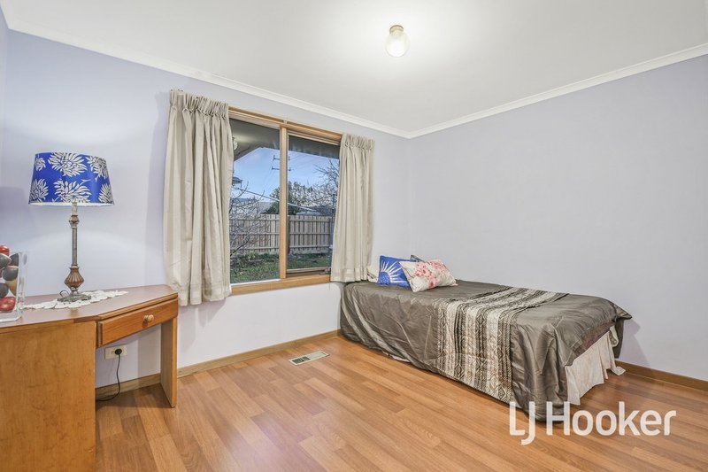 Photo - 4 Bunya Place, Hampton Park VIC 3976 - Image 8