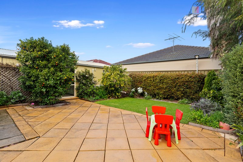 Photo - 4 Burden Street, Glenelg North SA 5045 - Image 16