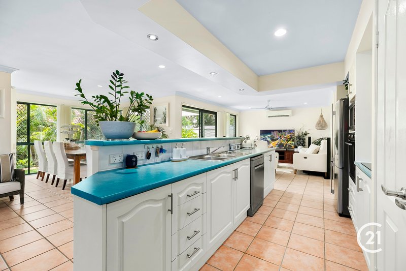 Photo - 4 Burgess Drive, Tewantin QLD 4565 - Image 8