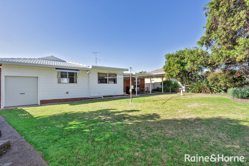 Photo - 4 Burindi Avenue, Tamworth NSW 2340 - Image 12