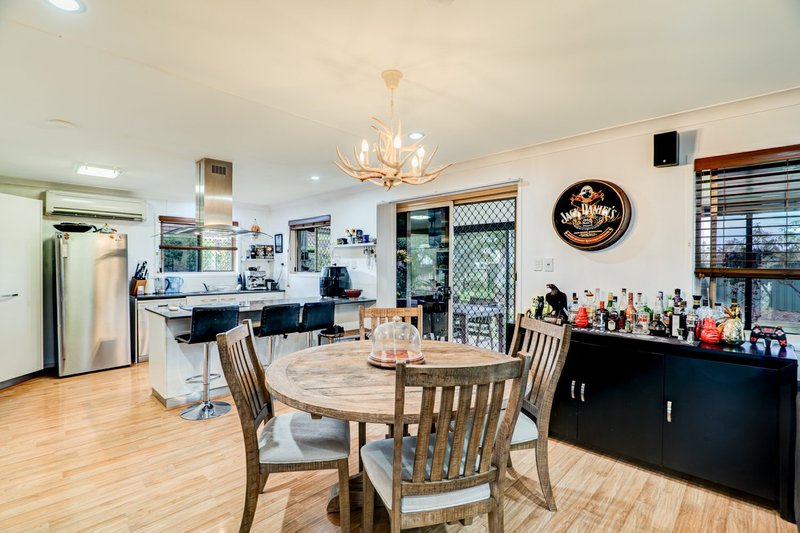 Photo - 4 Burnham Street, Forest Hill QLD 4342 - Image 8