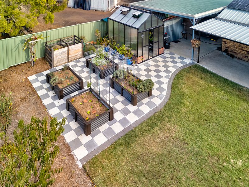 Photo - 4 Burnham Street, Forest Hill QLD 4342 - Image 19