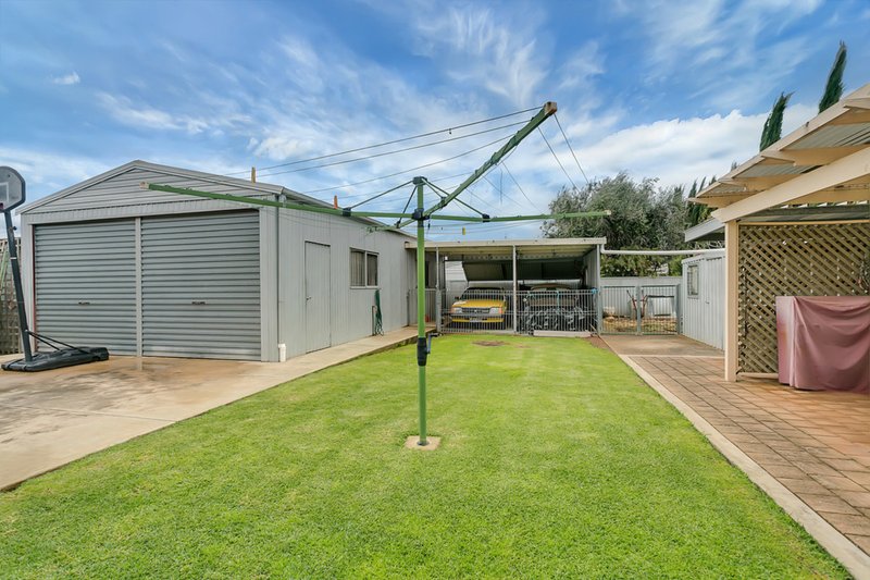 Photo - 4 Burnie Avenue, Campbelltown SA 5074 - Image 12