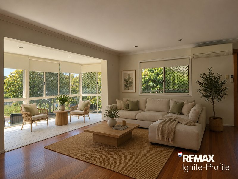 Photo - 4 Burrendah Road, Jindalee QLD 4074 - Image 9