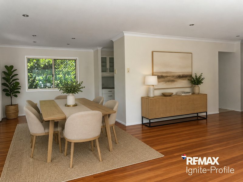 Photo - 4 Burrendah Road, Jindalee QLD 4074 - Image 12