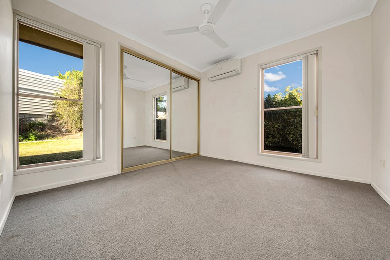 Photo - 4 Bursaria Court, Kin Kora QLD 4680 - Image 11