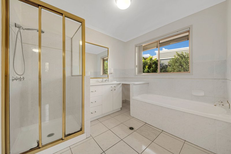 Photo - 4 Bursaria Court, Kin Kora QLD 4680 - Image 12