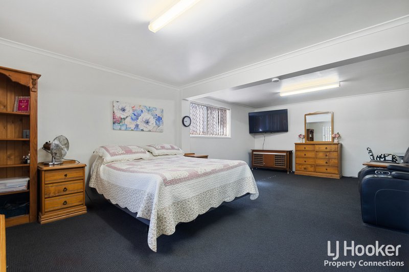 Photo - 4 Bygrave Street, Strathpine QLD 4500 - Image 16