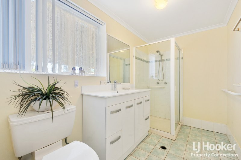 Photo - 4 Bygrave Street, Strathpine QLD 4500 - Image 17