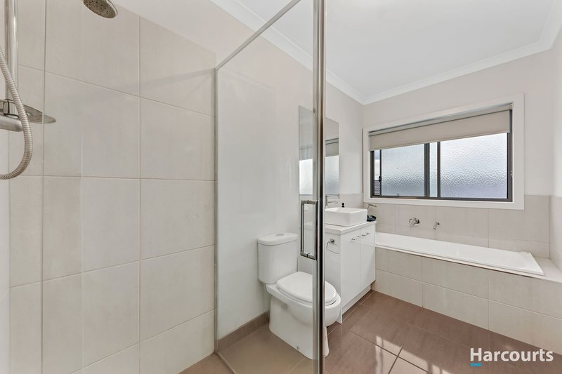 Photo - 4 Caleb Way, Fraser Rise VIC 3336 - Image 7