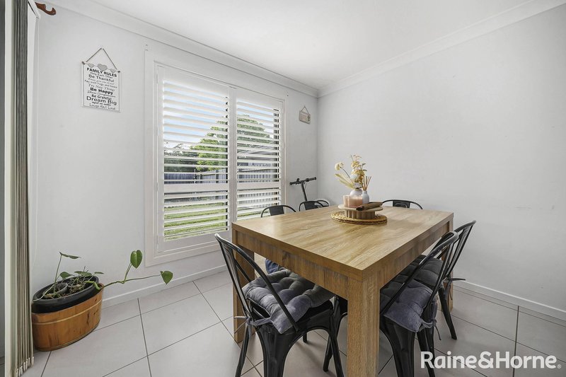 Photo - 4 Callinan Crescent, Bardia NSW 2565 - Image 4