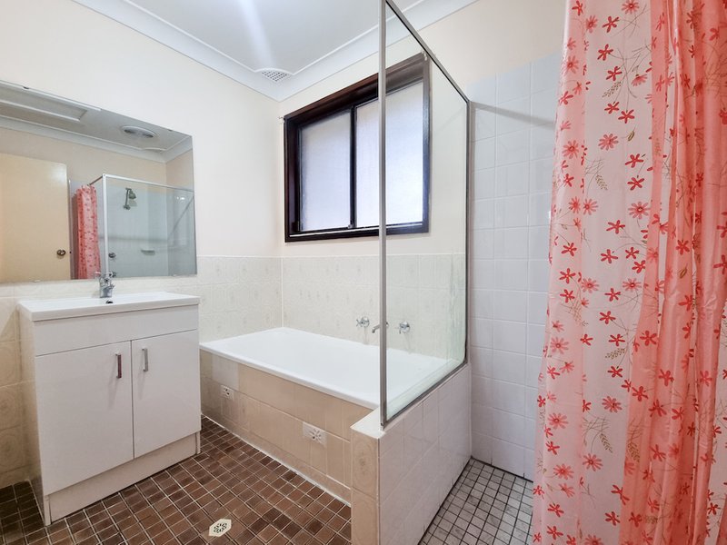 Photo - 4 Calypso Road, Cranebrook NSW 2749 - Image 10