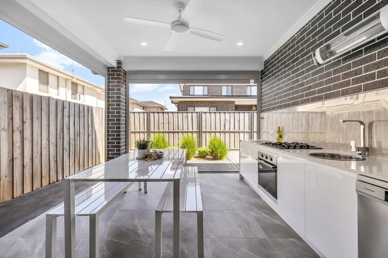 Photo - 4 Camarero Street, Box Hill NSW 2765 - Image 7