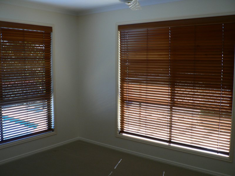 Photo - 4 Cambridge Close, Tannum Sands QLD 4680 - Image 7