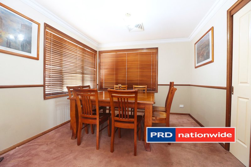 Photo - 4 Camellia Avenue, Glenmore Park NSW 2745 - Image 4