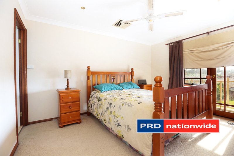 Photo - 4 Camellia Avenue, Glenmore Park NSW 2745 - Image 8