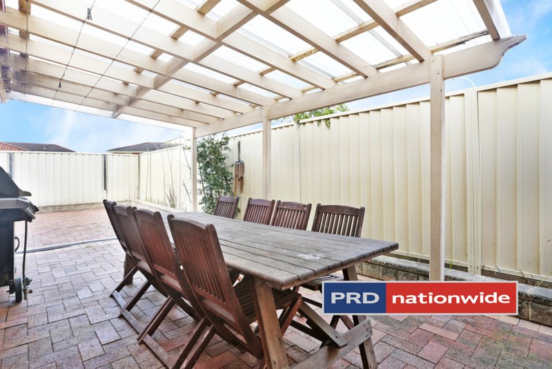 Photo - 4 Camellia Avenue, Glenmore Park NSW 2745 - Image 9