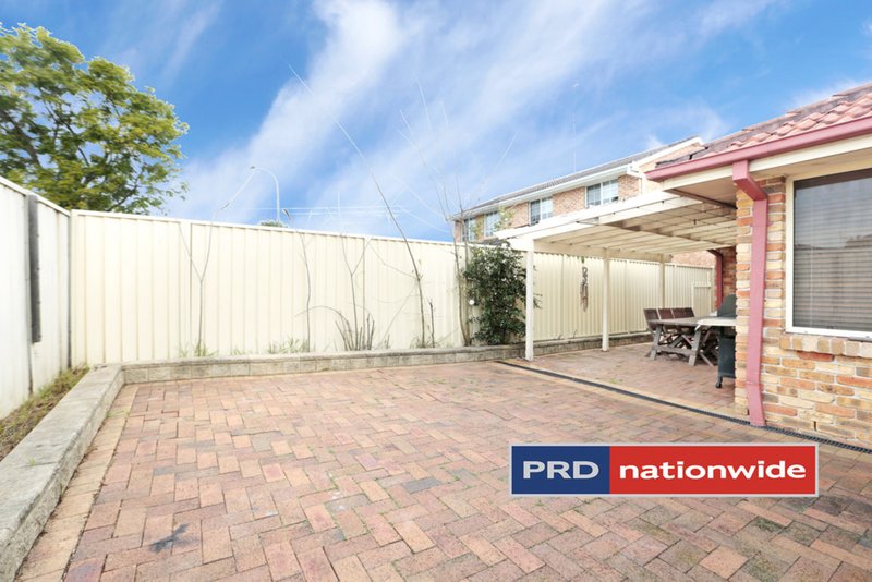 Photo - 4 Camellia Avenue, Glenmore Park NSW 2745 - Image 10