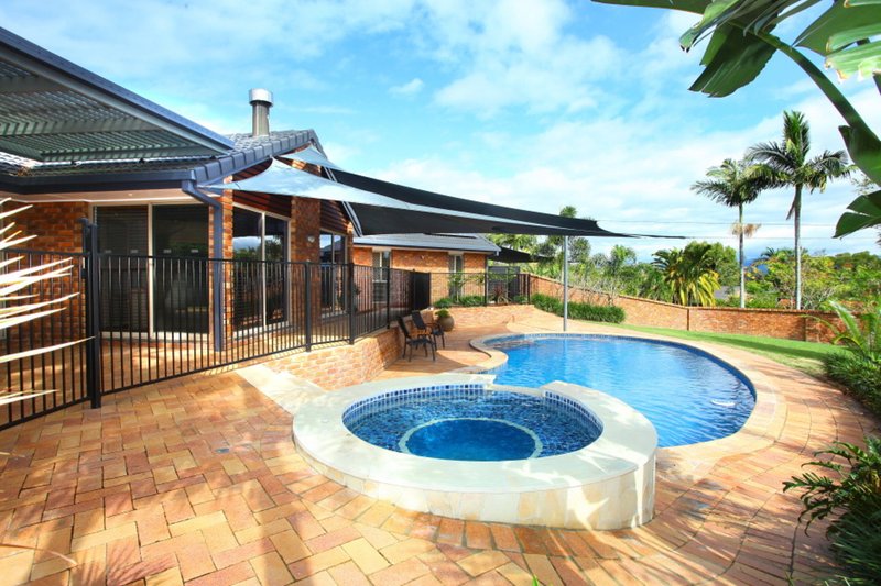 4 Cameron Court, Ashmore QLD 4214