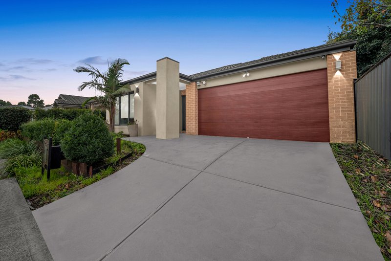 Photo - 4 Camolina Way, Clyde North VIC 3978 - Image 2