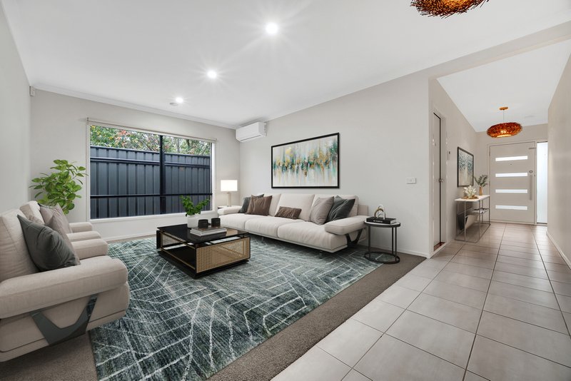 Photo - 4 Camolina Way, Clyde North VIC 3978 - Image 3