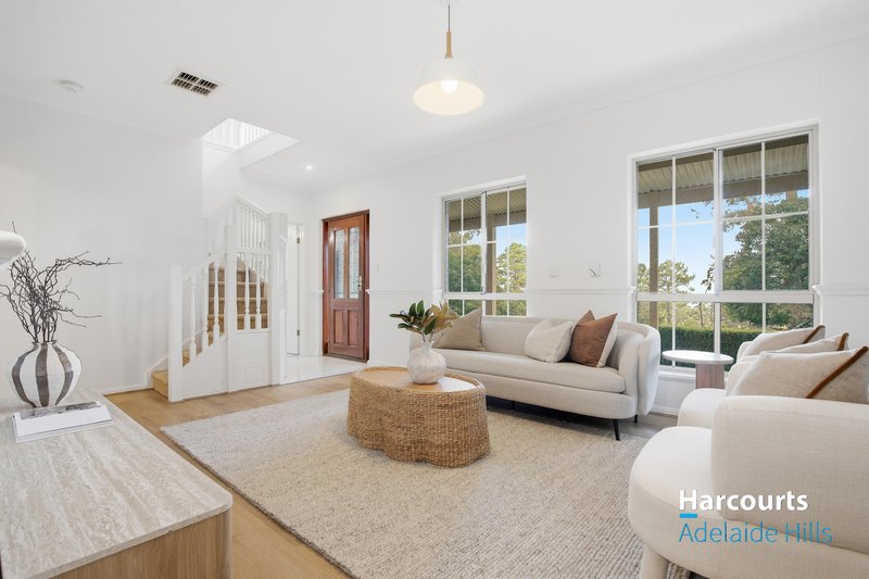 Photo - 4 Campbell Avenue, Crafers SA 5152 - Image 4