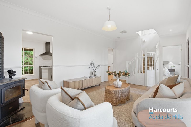 Photo - 4 Campbell Avenue, Crafers SA 5152 - Image 5