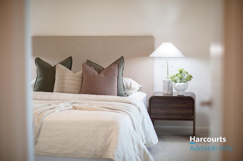 Photo - 4 Campbell Avenue, Crafers SA 5152 - Image 12